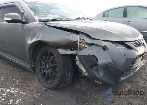 2015 Scion Tc из США, поврежденный, VIN JTKJF5C7XFJ002911